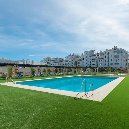 Vacation I Puerto Banus Renovated Apt Wifi Gym Paddle Apartment Marbella