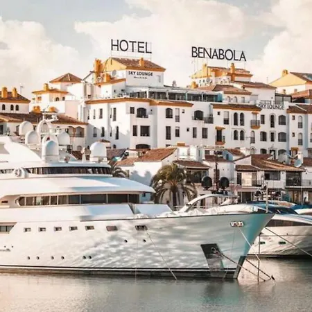 Vacation I Puerto Banus Renovated Apt Wifi Gym Paddle Apartment *